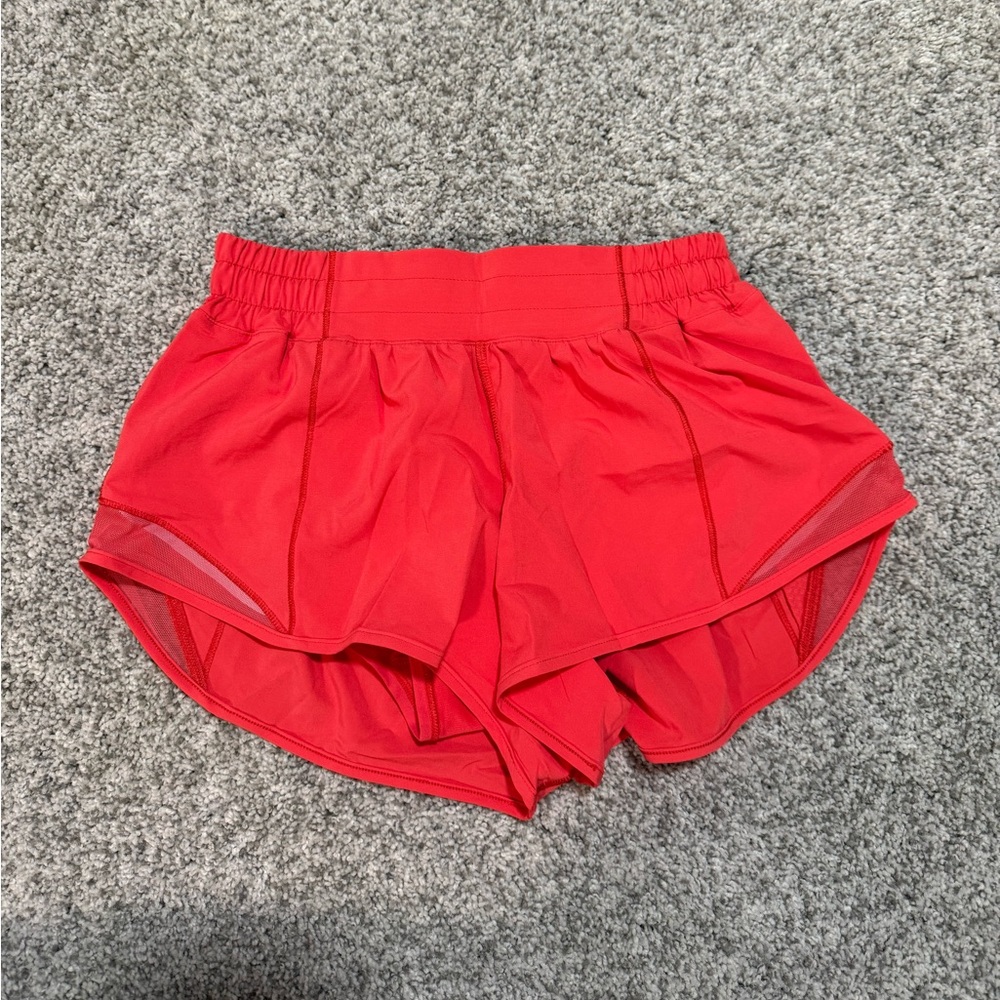 Lululemon Hotty Hot High-Rise Lined Short 2.5”